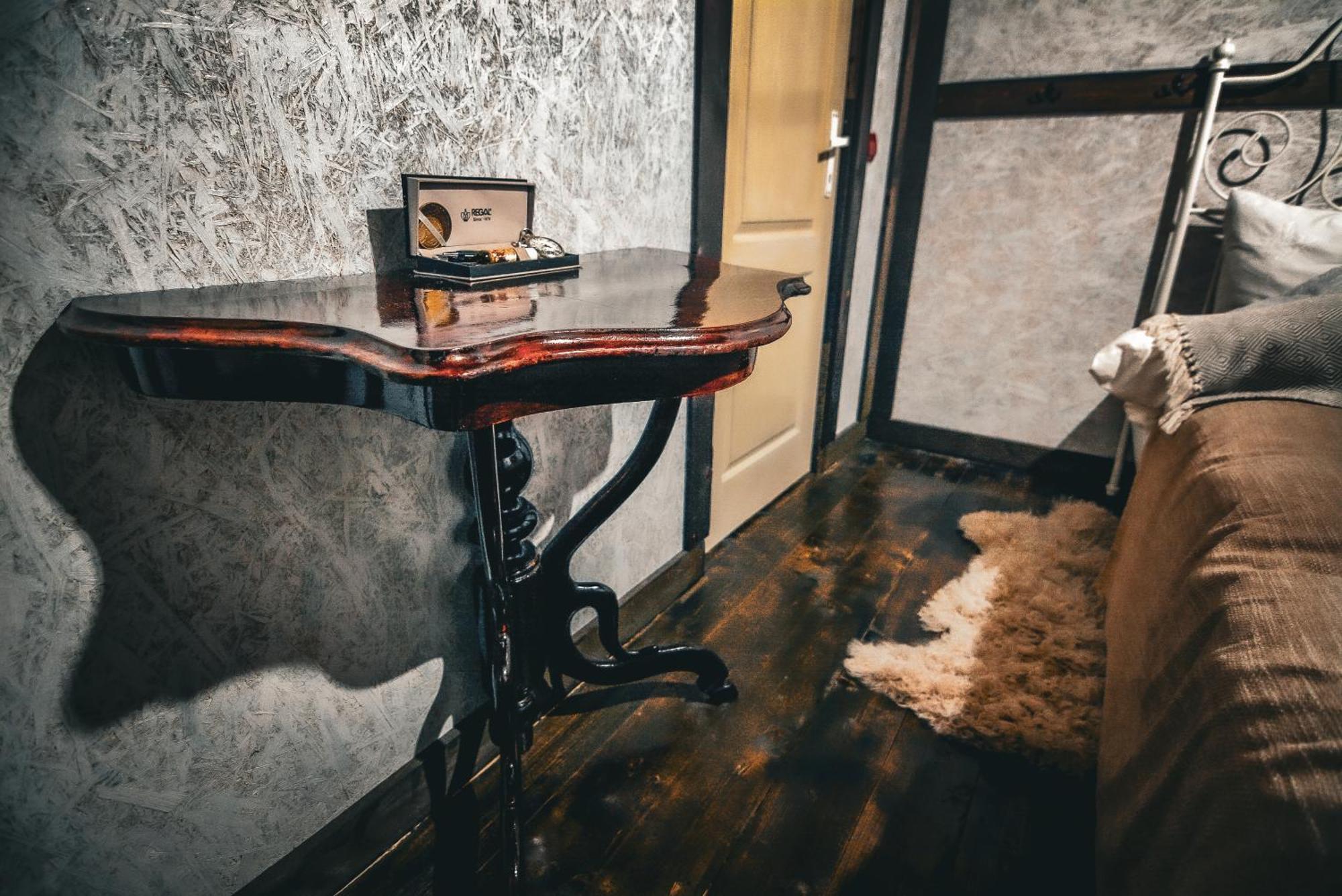 Camere De Inchiriat Pasi Liberi Tău Bistra Esterno foto