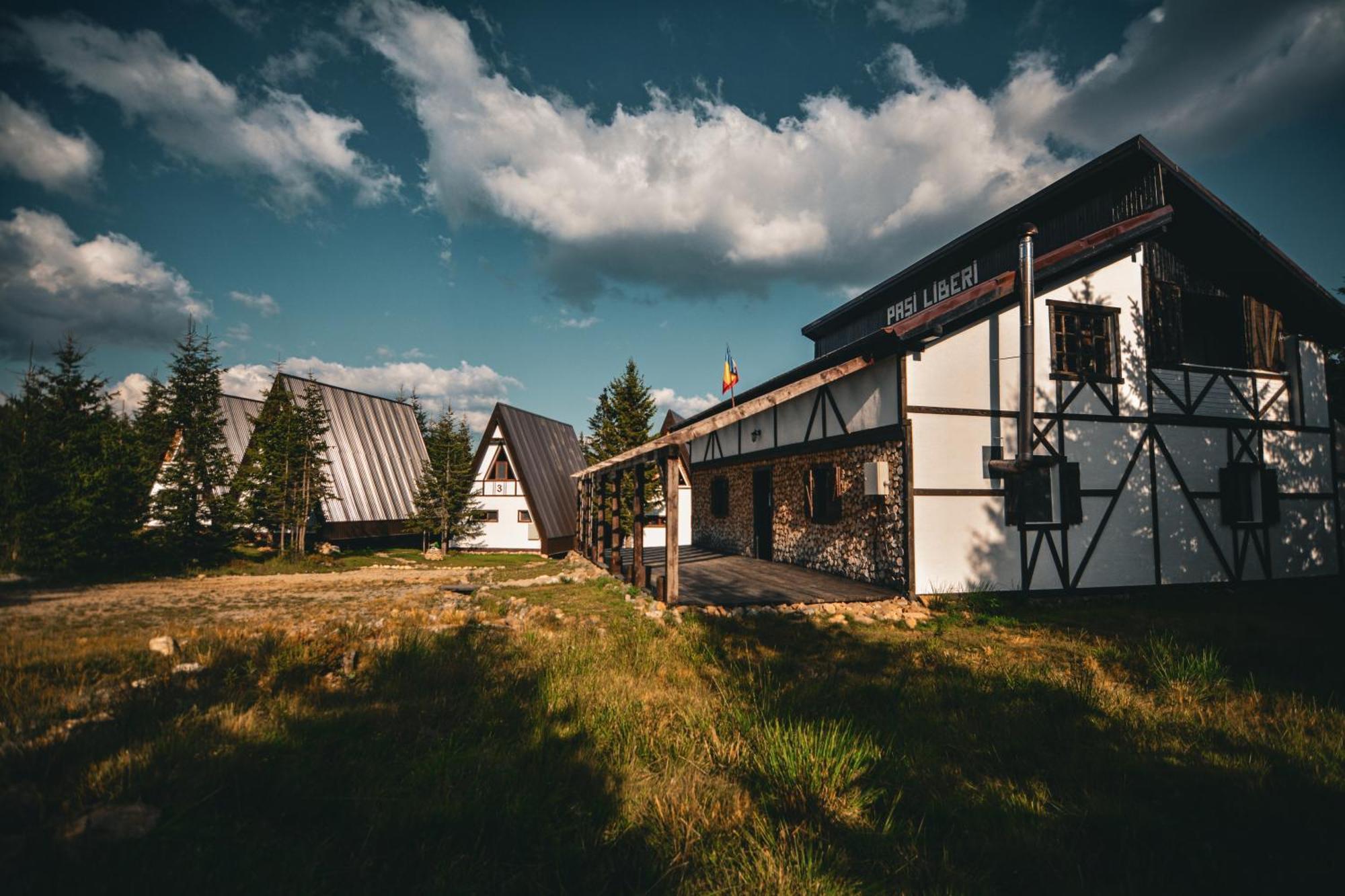 Camere De Inchiriat Pasi Liberi Tău Bistra Esterno foto